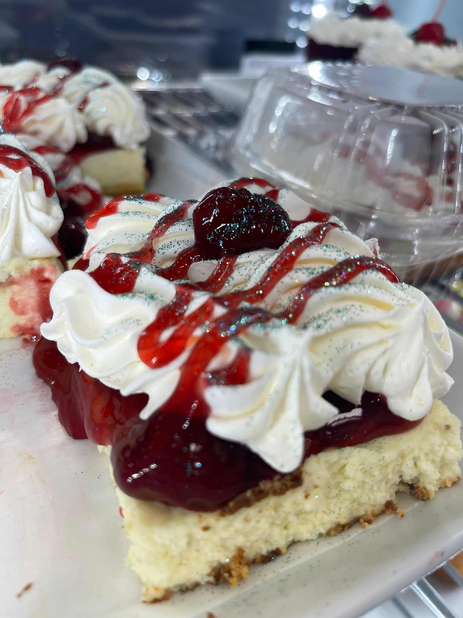 STRAWBERRY CHEESECAKE 