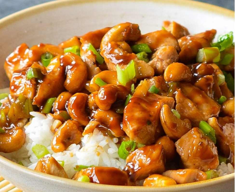 Crispy Chicken with Cashew Nuts 