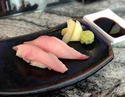 Hamachi Nigiri