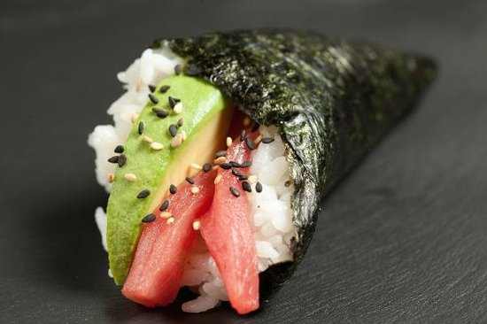 Maguro Temaki