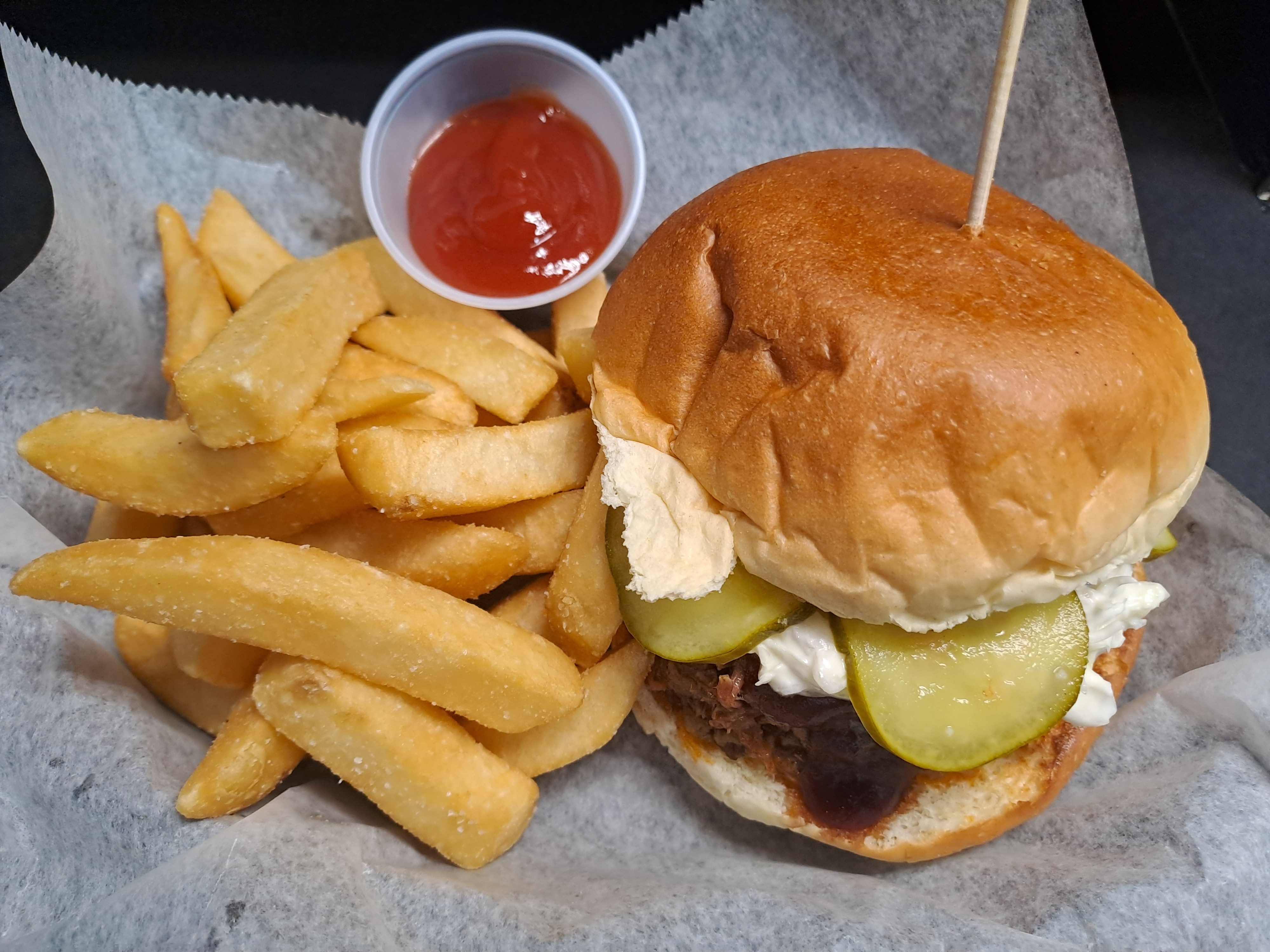 BBQ Pulled Pork Sandwich ⭐