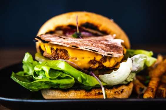 BBQ BACON CHEEZBURGER