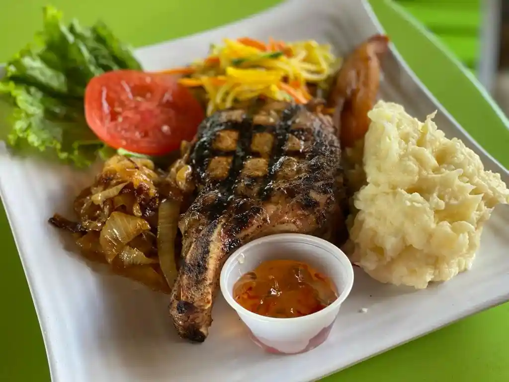 Grilled Pork Chop (12oz)