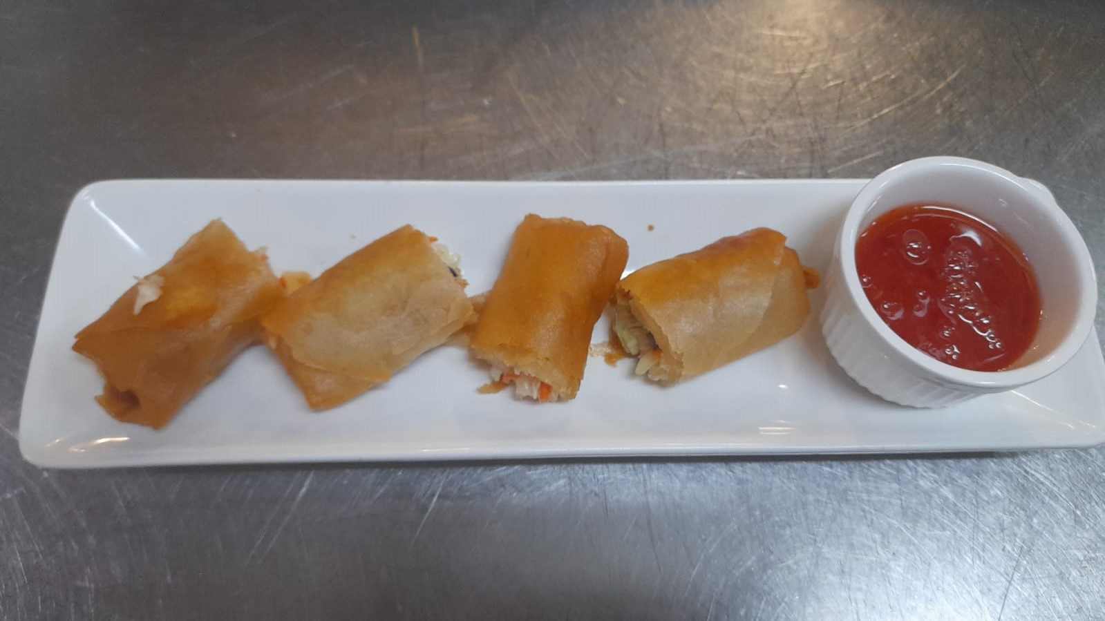 Crispy Vegetable Spring Rolls 